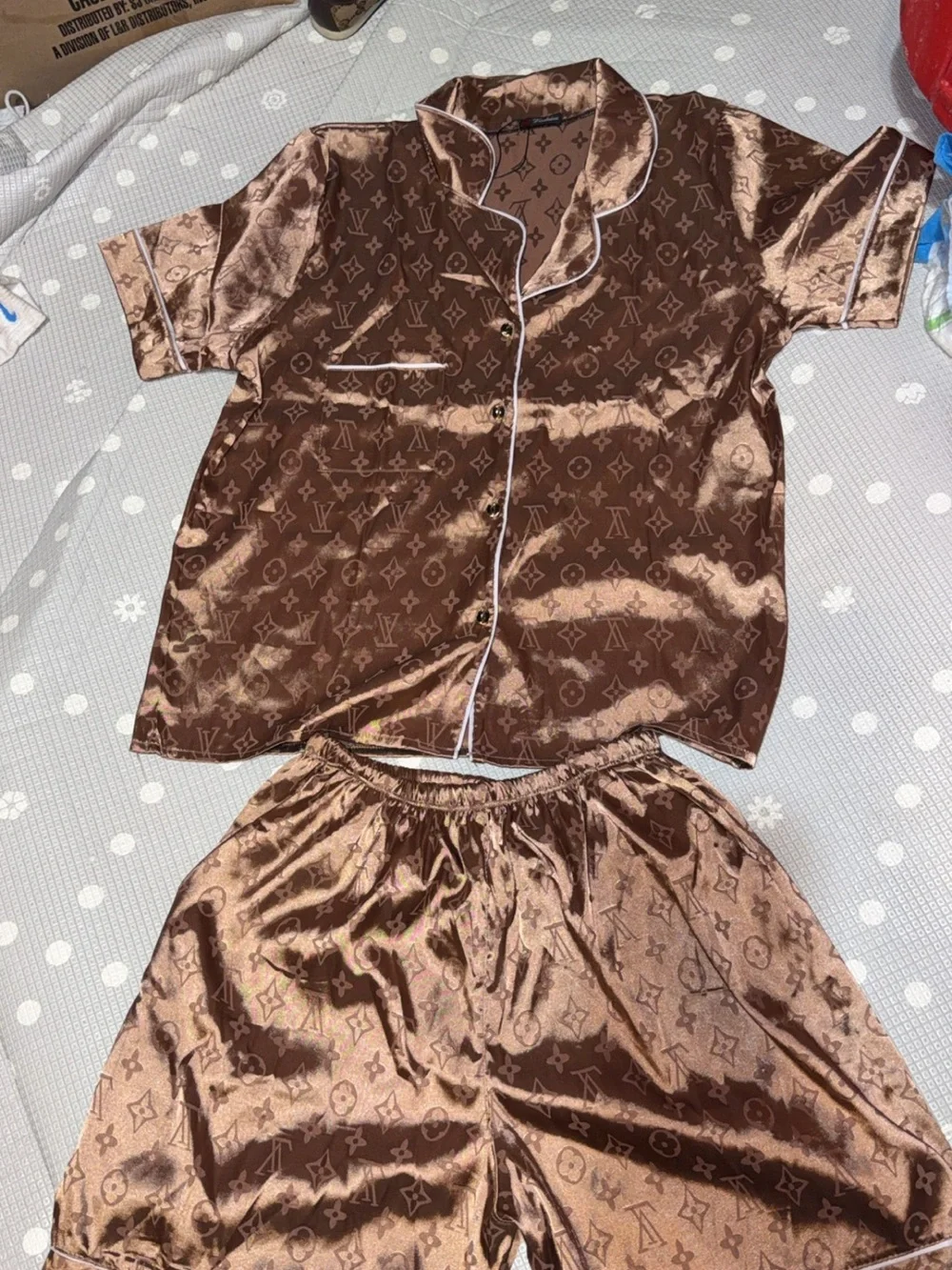 NWT Louis Vuitton Brown Satin Women Pajama Set